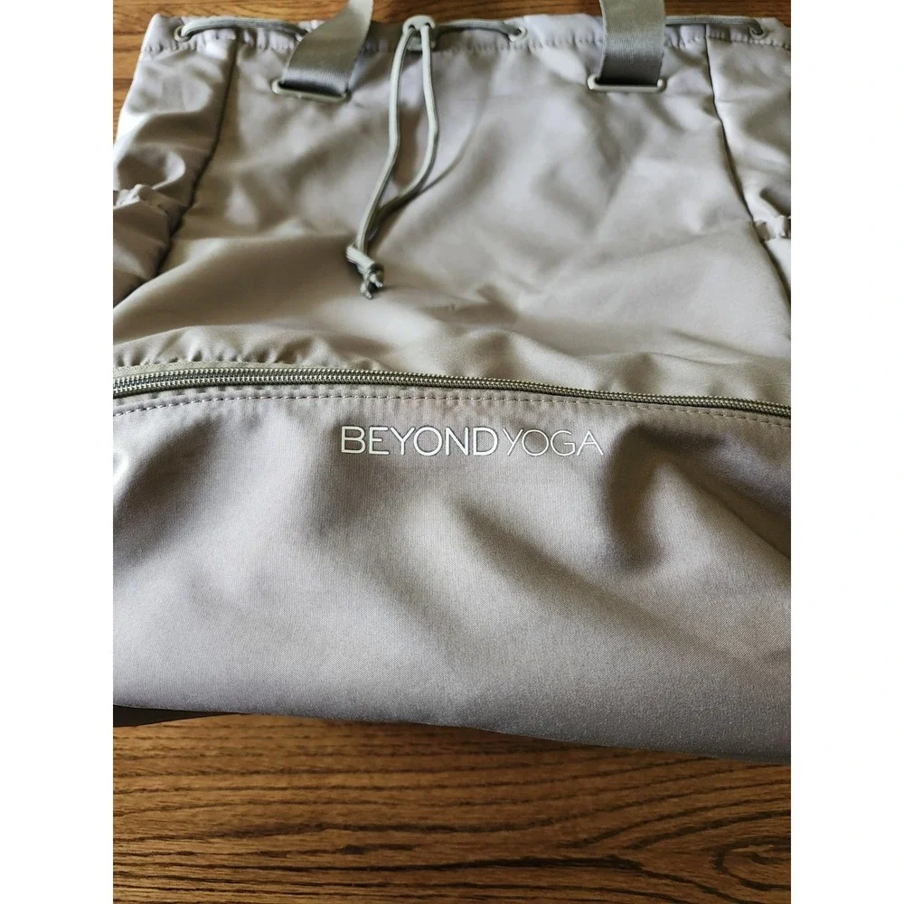 Beyond Yoga Convertible Gym Bag Backpack in‎ Birch Color Taupe